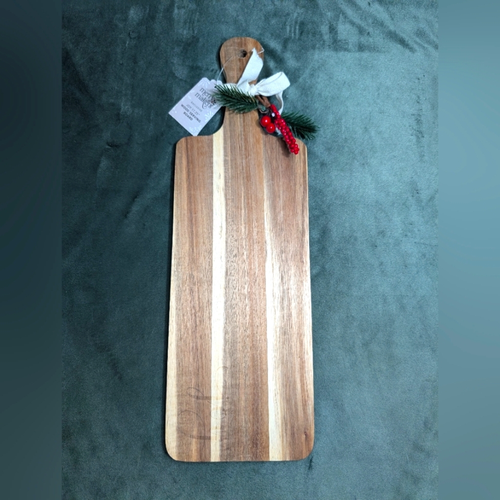 Wood Serving Board 17.25"  NEW Merry Makers. Christmas Present